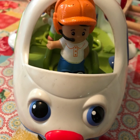 Fisher-Price little people lil’ movers airplane - Picture 8 of 8